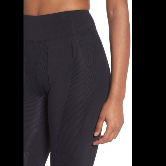 NWT $135 KORAL Rappel High Waist‎ Leggings in Black [SZ Large ] - Picture 2 of 11